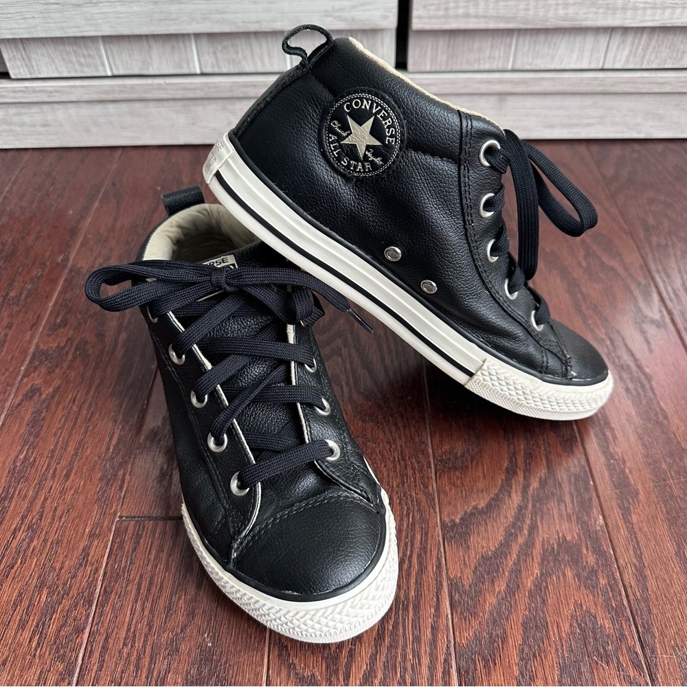 Converse All-Star Chuck Taylor Black Leather Mid Lace-Up Sneakers Kids Size 4